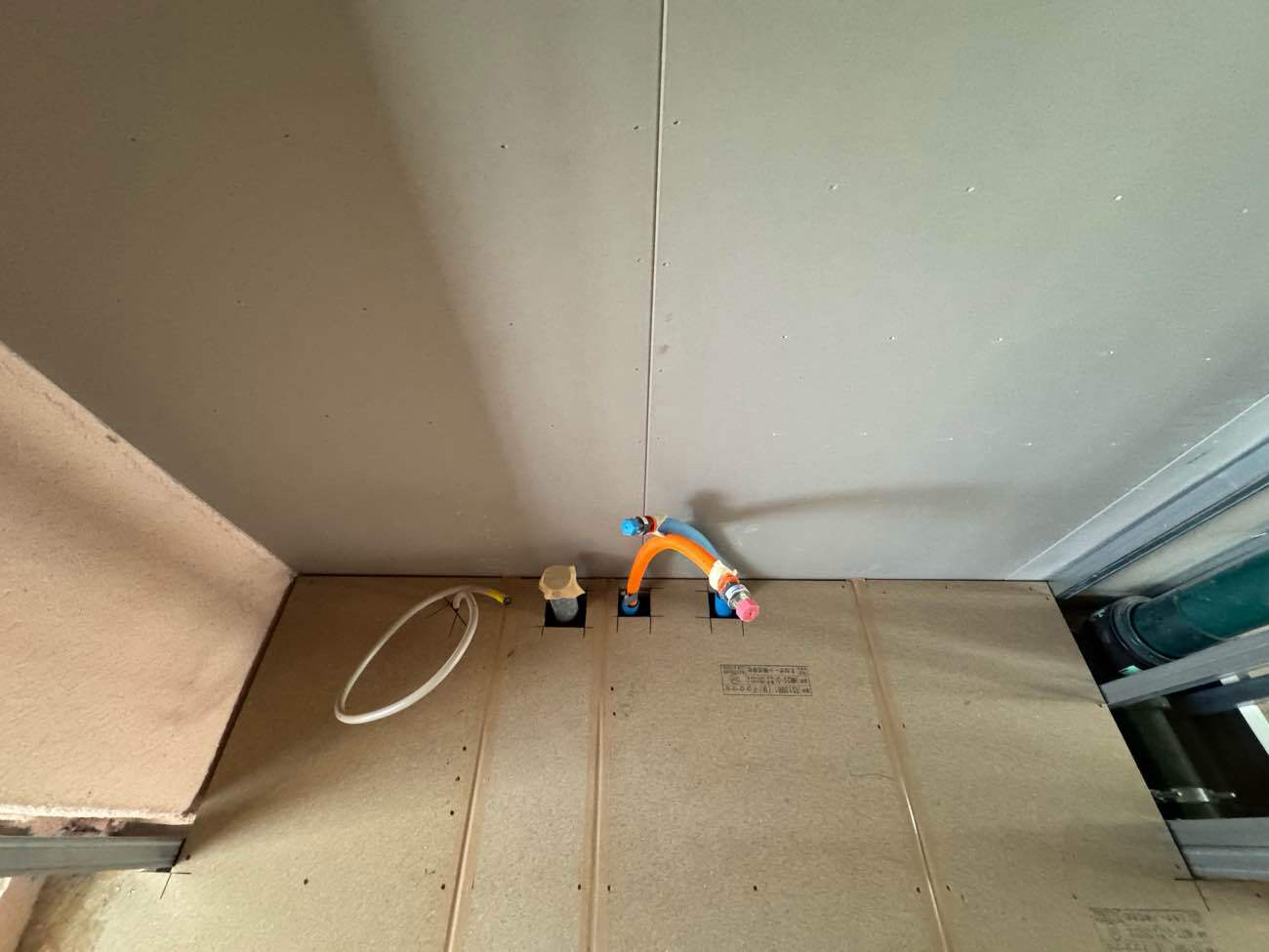 新築マンション 置床工事 乾式二重床(川崎市川崎区)