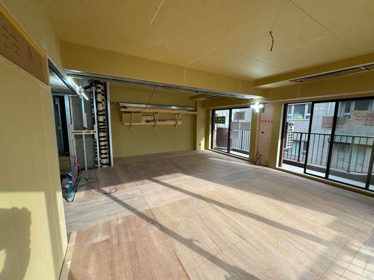 マンション 置床工事 乾式二重床(東京都千代田区)