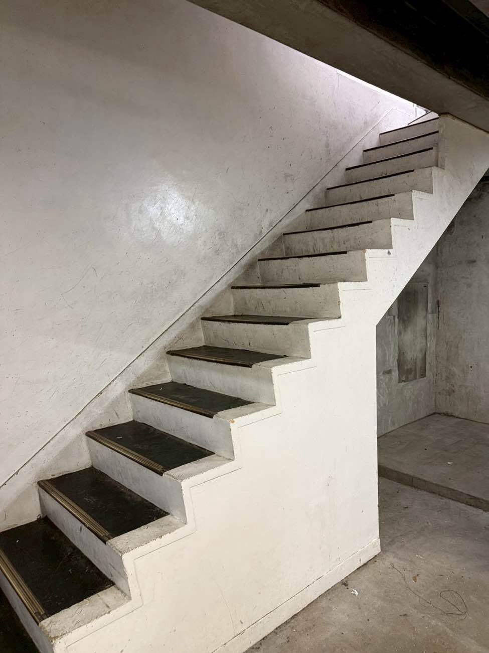 オフィス地下工事 置床工事 乾式二重床(東京都中央区)