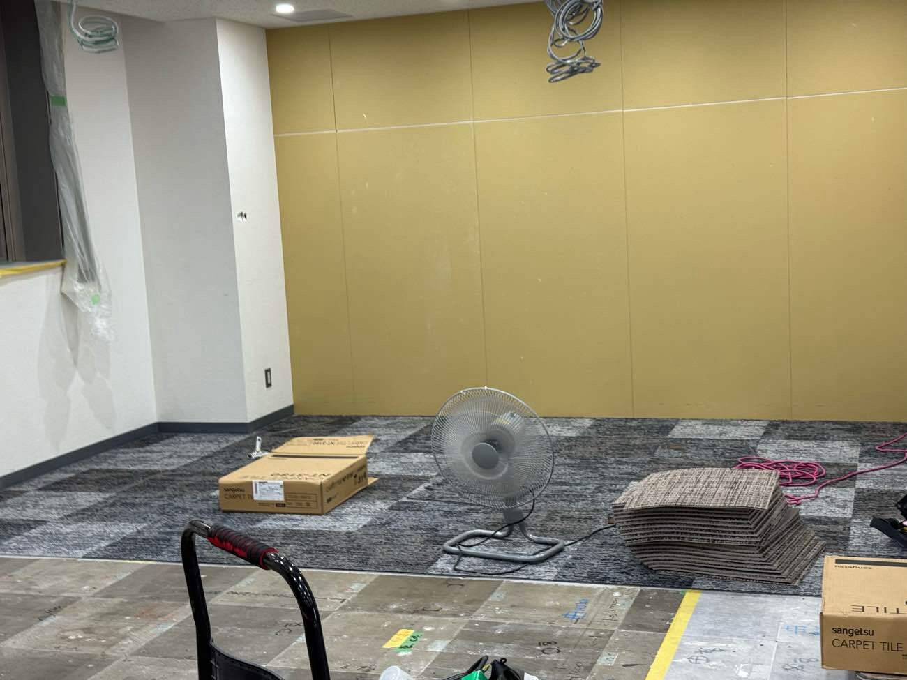 オフィス夜間工事 OA復旧工事 500角パーチ(東京都港区)