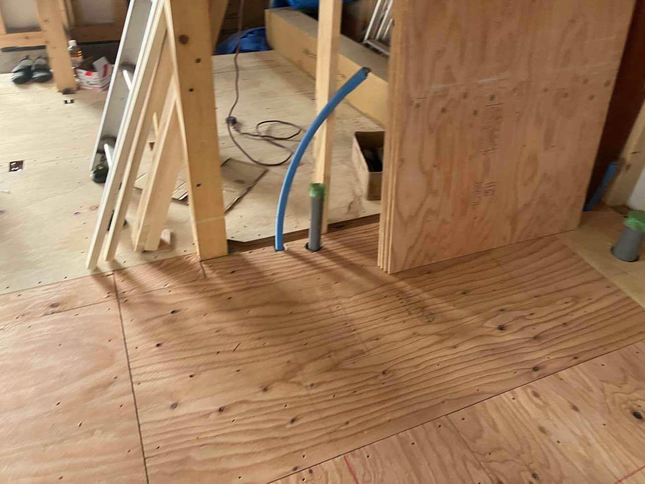 戸建て住宅　置床工事　乾式二重床（山梨県上野原市）