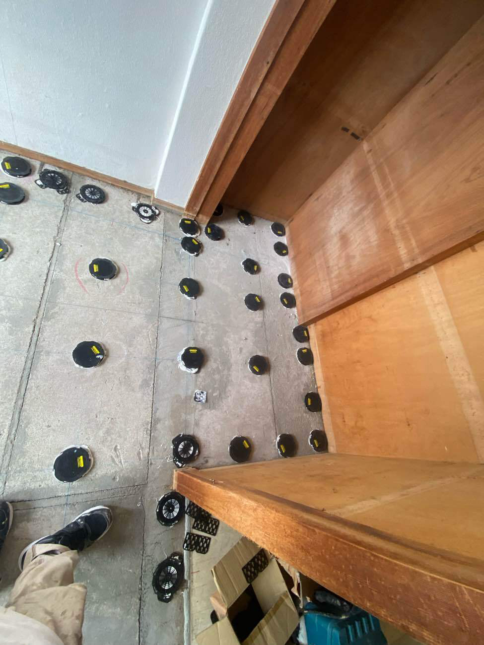 マンション 壁・天井・軽天・PB・置床 一括請負工事（東京都日野市）