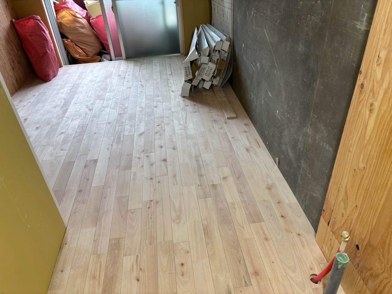 マンション　フローリング工事　乾式二重床（東京都大田区）
