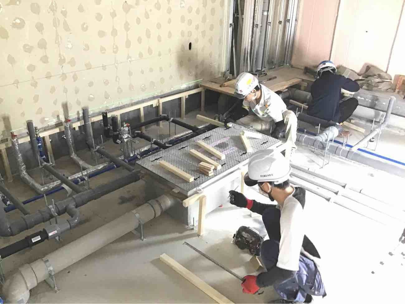 東京都足立区の施設にて、置床工事を行いました。（乾式二重床）【秀和建工】