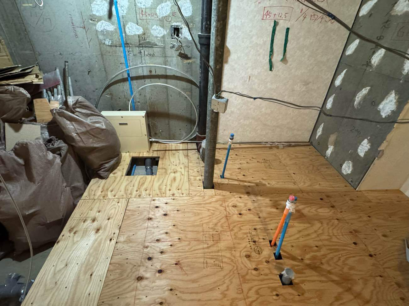 マンション　置床工事　乾式二重床（東京都渋谷区）