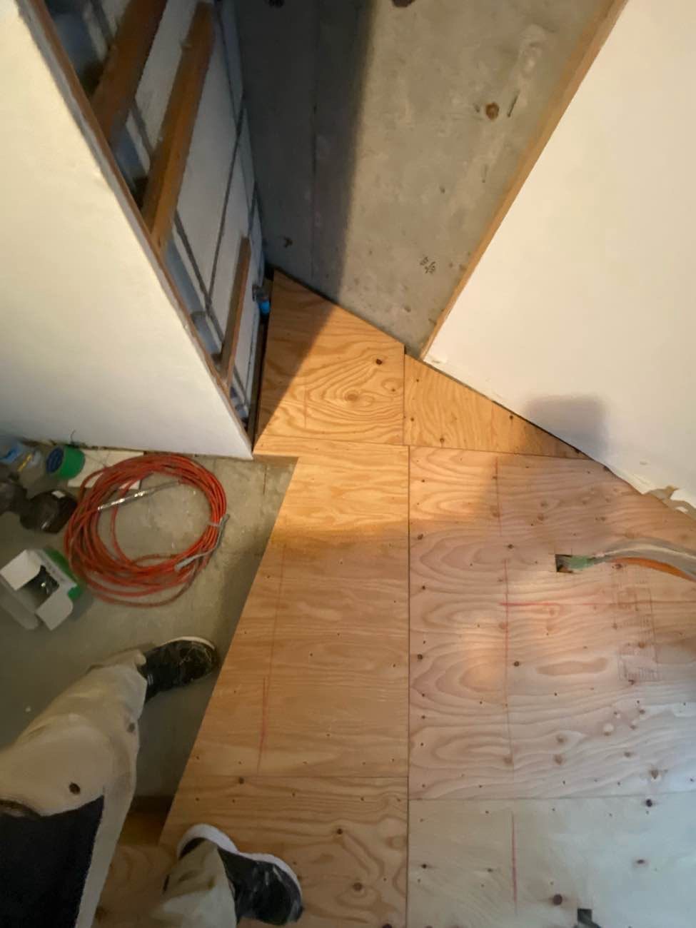 マンション　１日置床工事　乾式二重床（東京都目黒区）