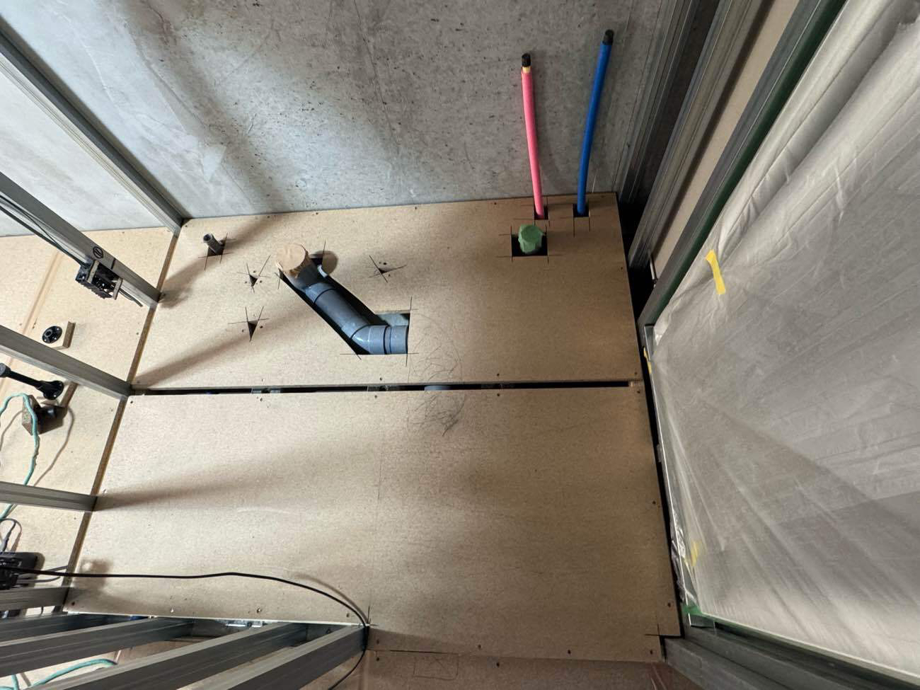 新築マンション　置床工事　乾式二重床（神奈川県平塚市）