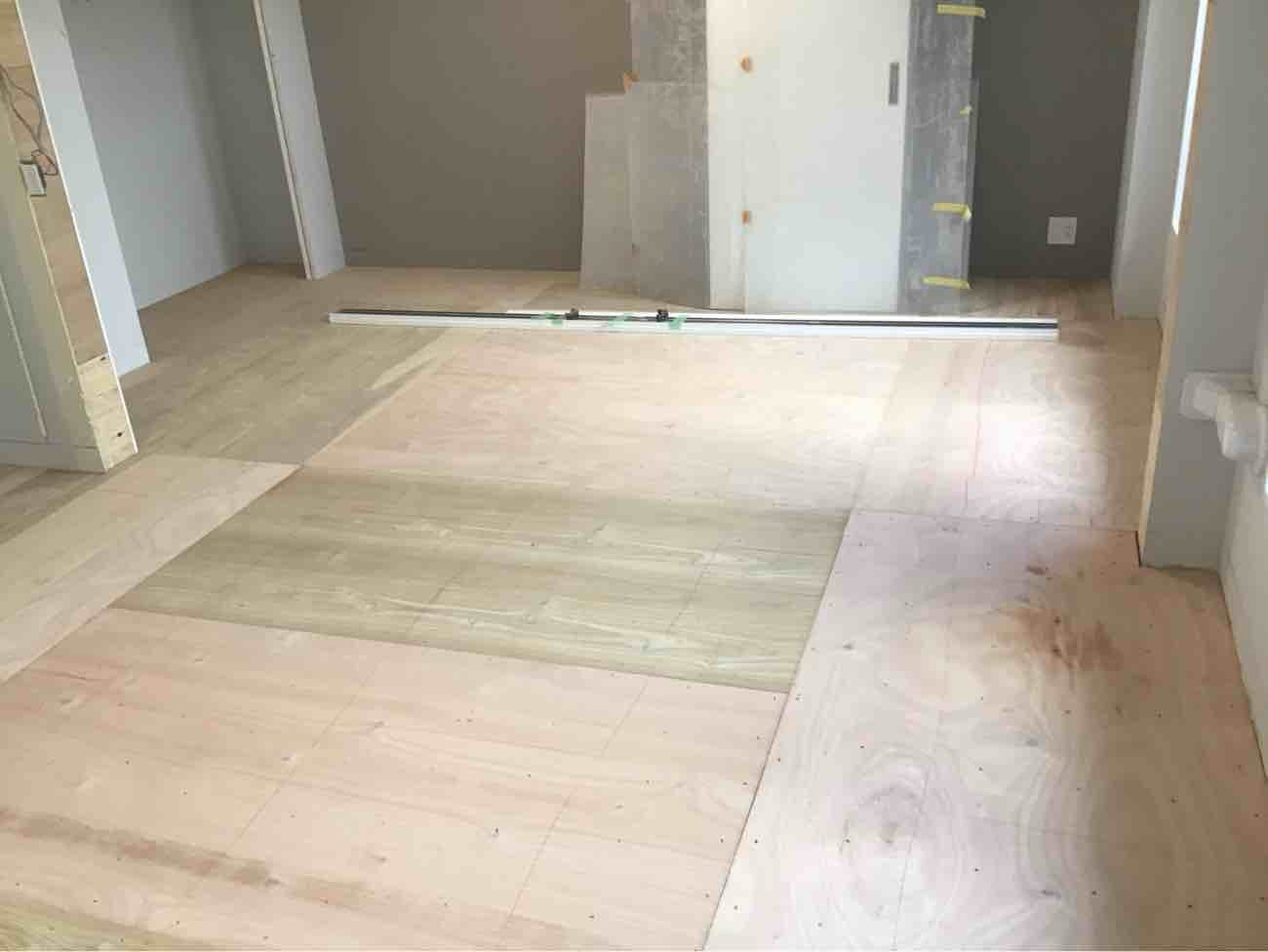 マンション　置床工事　乾式二重床（横浜市中区）