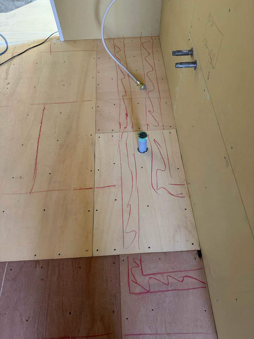 マンション　置床工事　乾式二重床（東京都渋谷区）