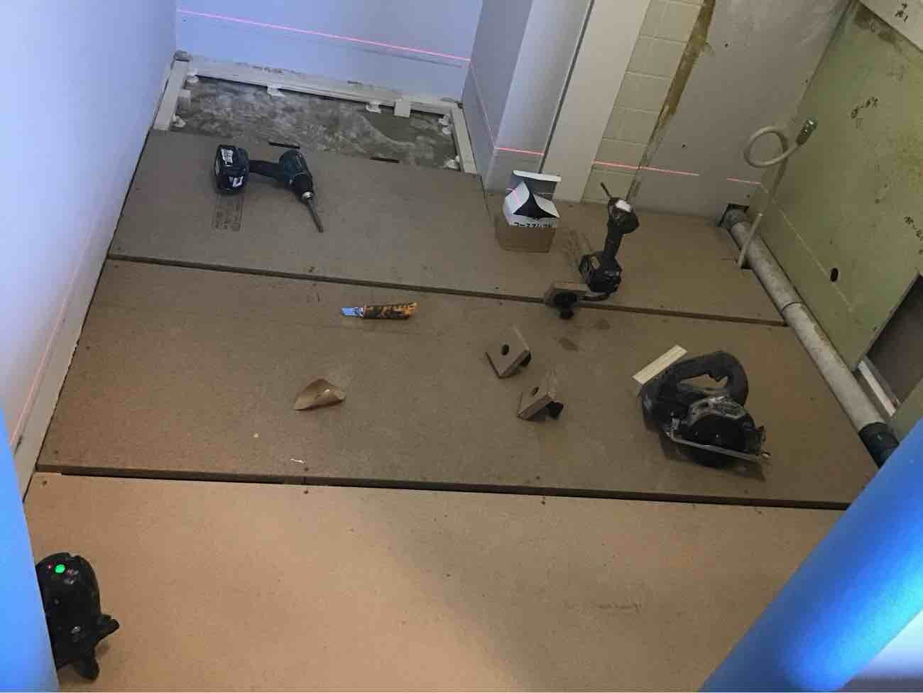 マンション　置床工事　乾式二重床（横浜市中区）