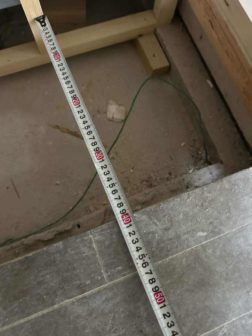 オフィス　置床工事　乾式二重床（横浜市西区）