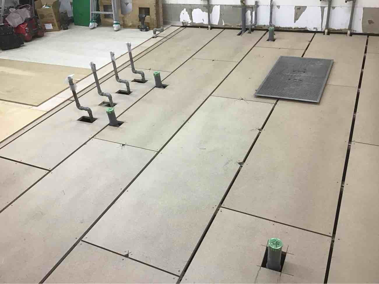 調理室　改修工事　置床工事（横浜市神奈川区）