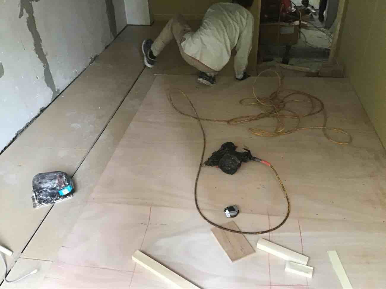 マンション　置床工事　乾式二重床（横浜市中区）