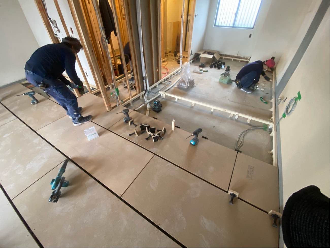 マンション　１日置床工事　乾式二重床（相模原市緑区）