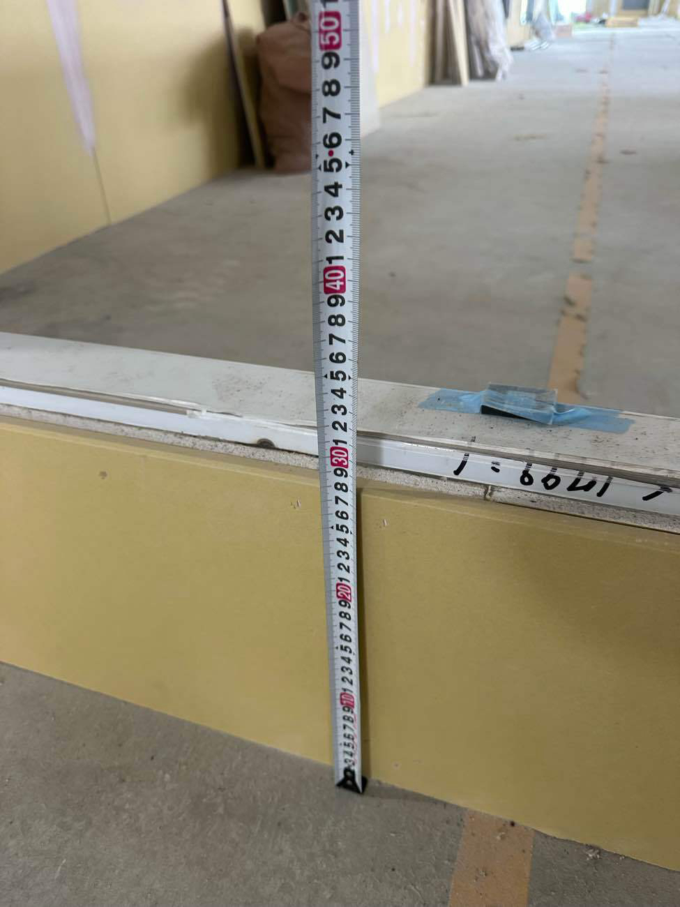 工場　置床工事　乾式二重床（神奈川県平塚市）