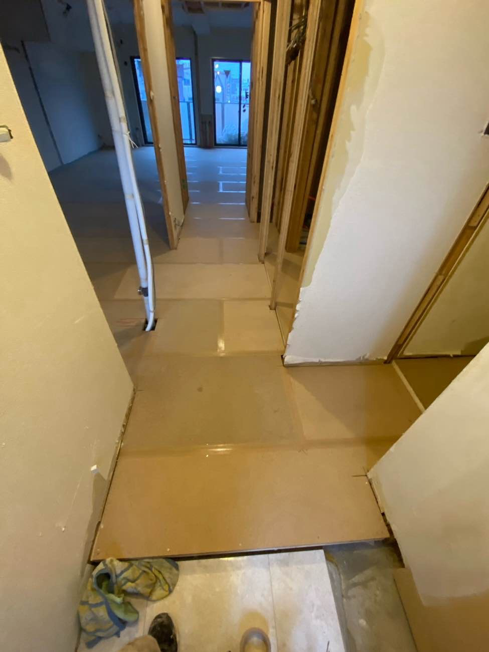 マンション　１日置床工事　乾式二重床（相模原市緑区）