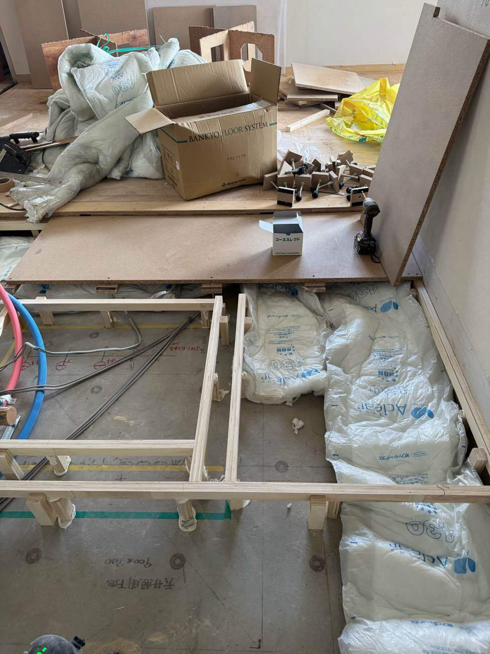 マンション　置床工事　乾式二重床（東京都品川区）