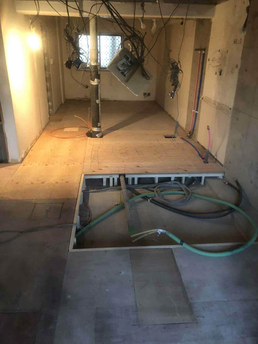 マンション　置床工事　乾式二重床（東京都目黒区）