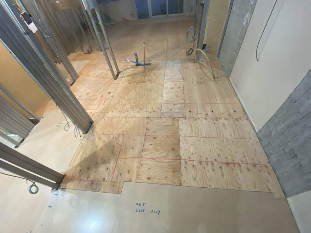 マンション　置床工事　乾式二重床（東京都中央区）