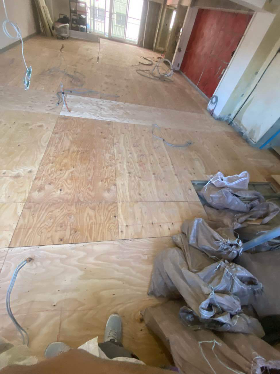 マンション　置床工事　乾式二重床（東京都港区）