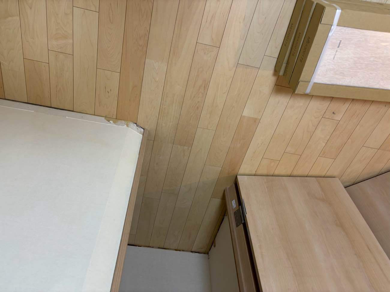 マンション　フローリング工事　直貼りフローリング（神奈川県平塚市）