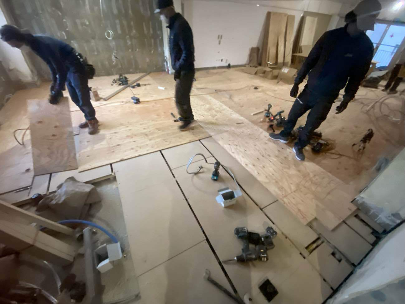 マンション　置床工事　乾式二重床（東京都港区）