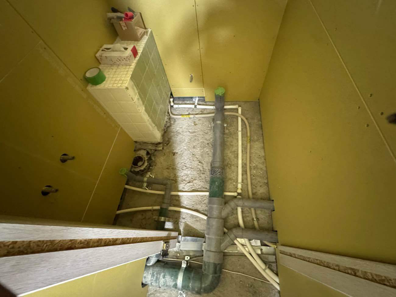 マンション　置床工事　乾式二重床（東京都渋谷区）