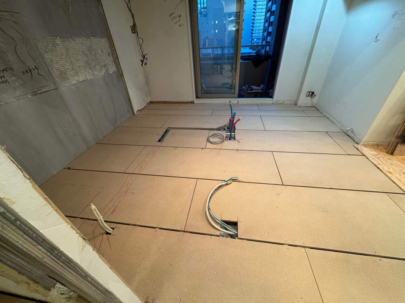 マンション　１日置床工事　乾式二重床（東京都中央区）