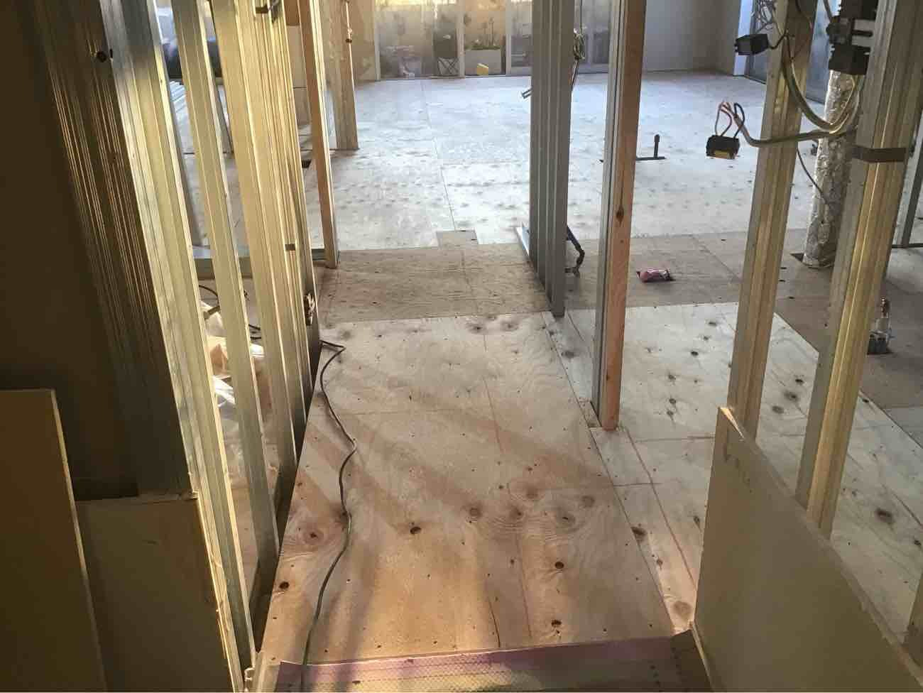 マンション　１日置床工事　乾式二重床（東京都中央区）