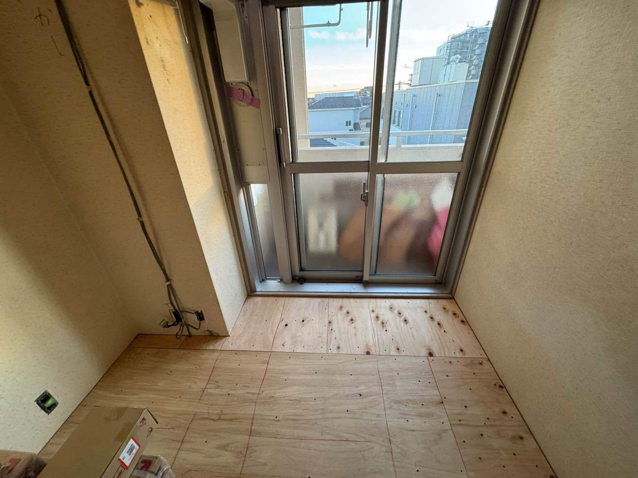 マンション　１日置床工事　乾式二重床（神奈川県大和市）