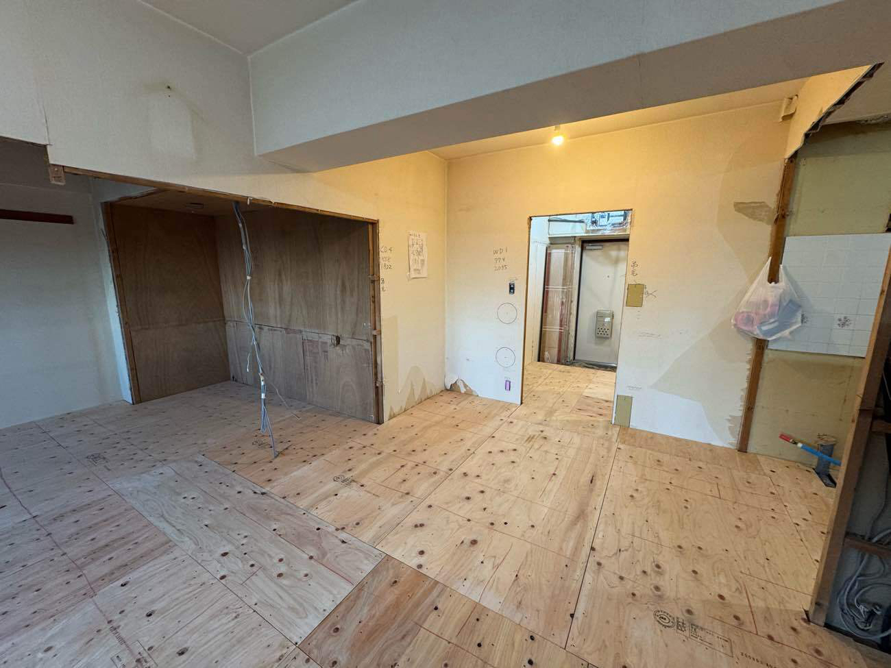 マンション　１日置床工事　乾式二重床（神奈川県大和市）