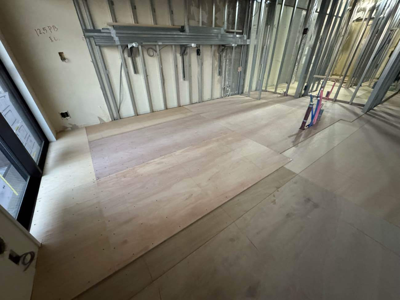 川崎市中原区のマンションにて、置床工事を行いました。（乾式二重床）【秀和建工】