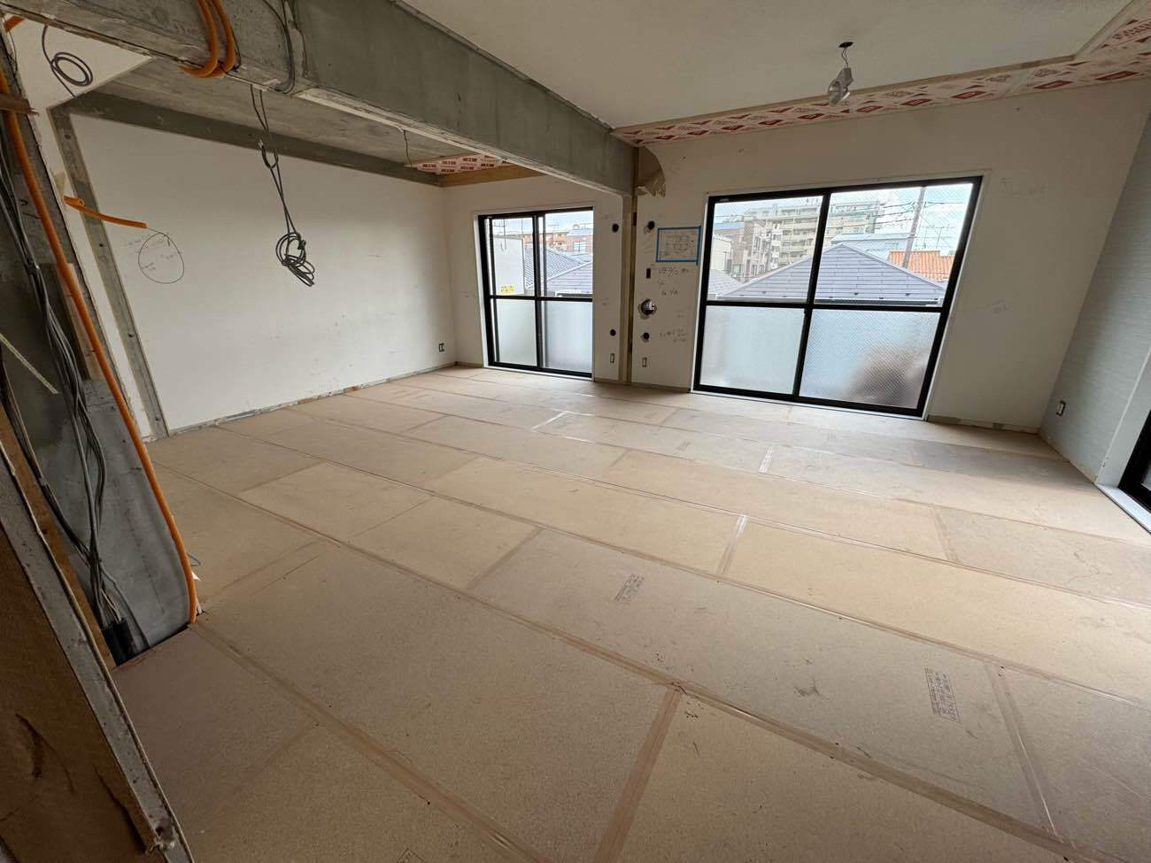 マンション　１日置床工事　乾式二重床（相模原市南区）