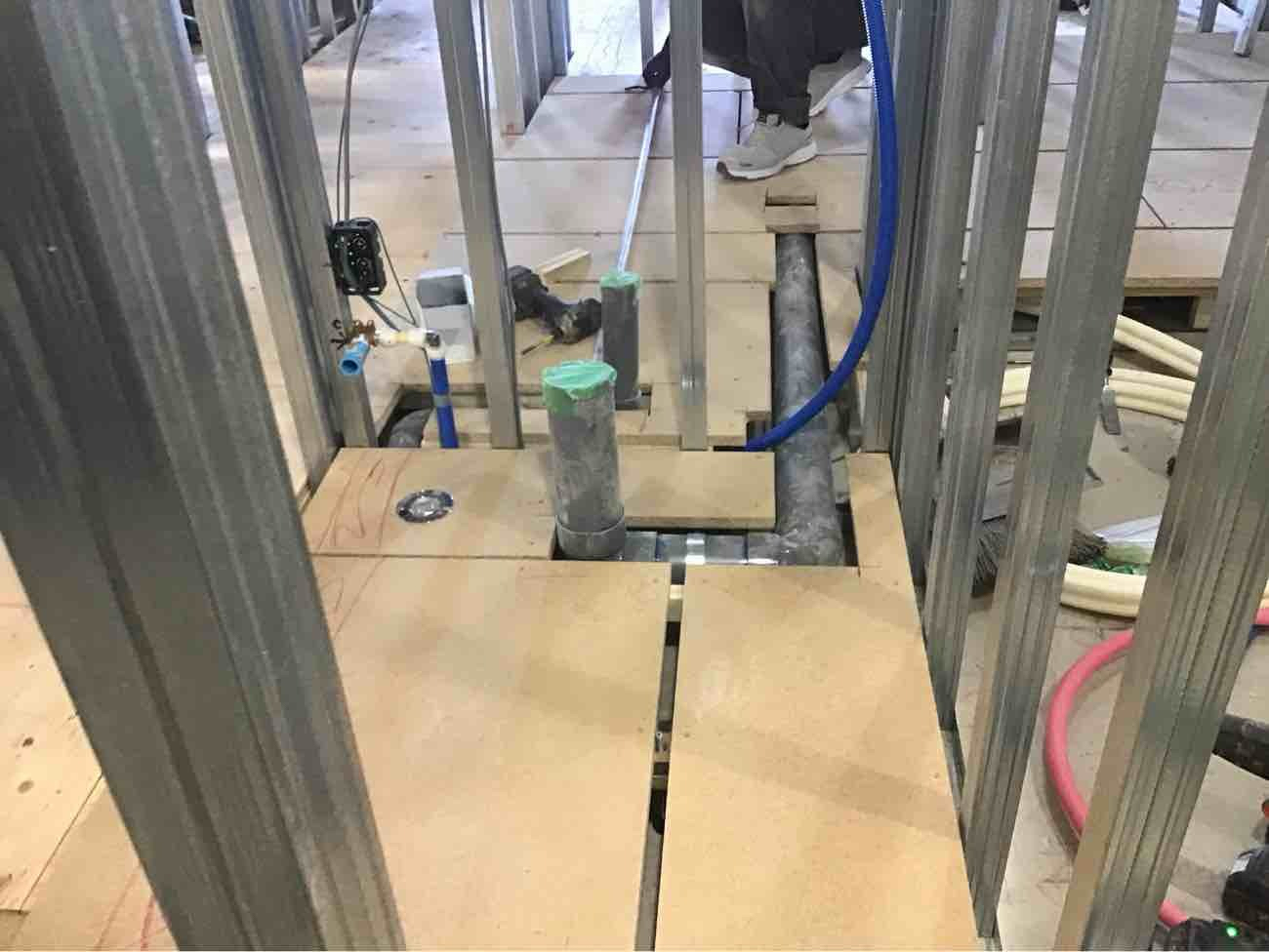 川崎市中原区のマンションにて、置床工事を行いました。（乾式二重床）【秀和建工】