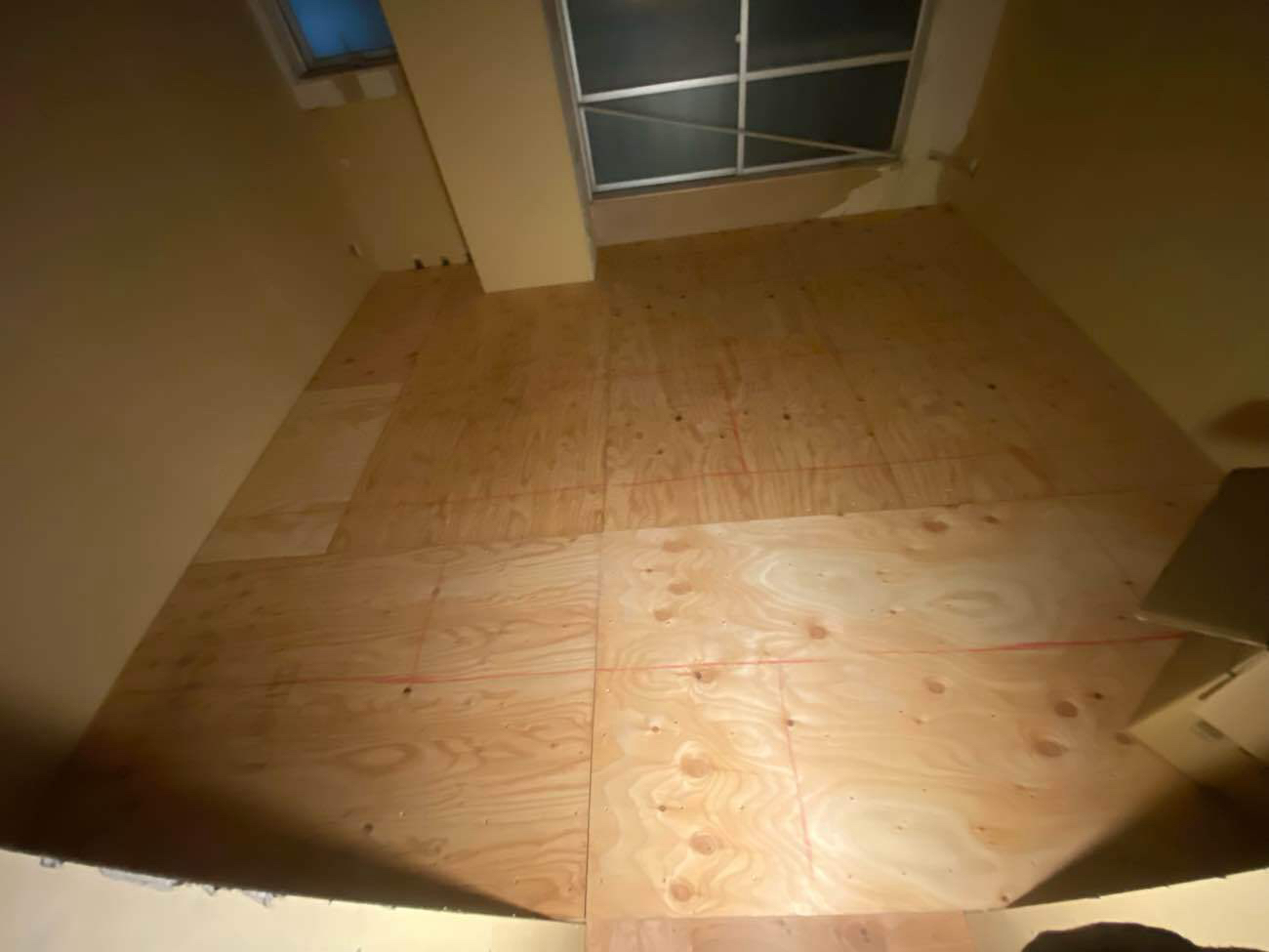 店舗　置床工事　乾式二重床（東京都台東区）