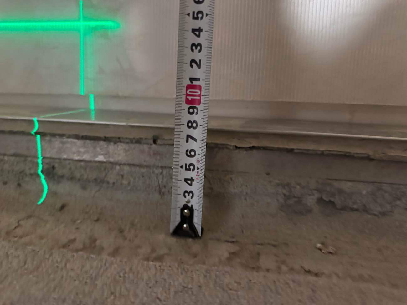 マンション　置床工事　乾式二重床 プラモクレン（東京都港区）