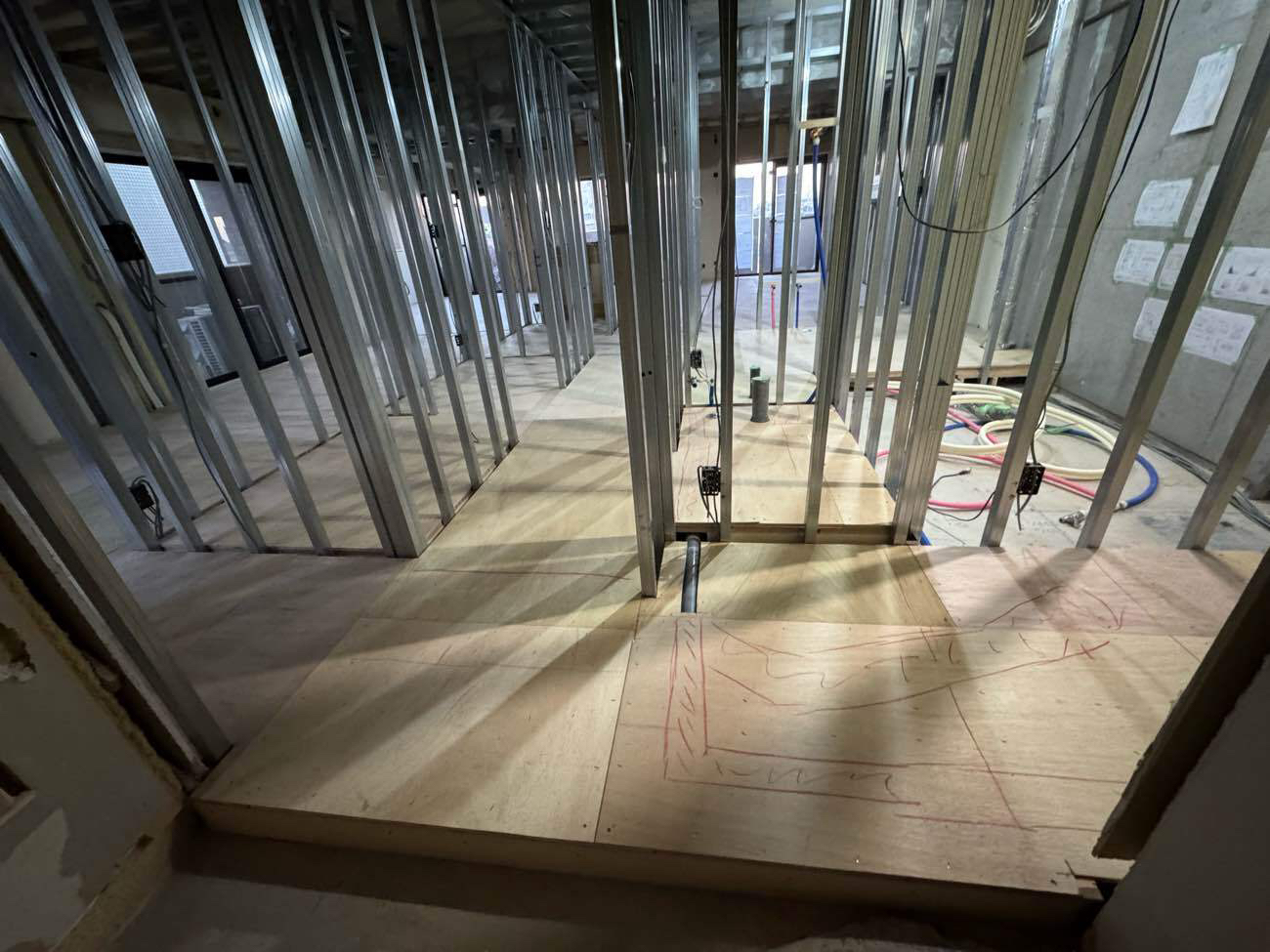 川崎市中原区のマンションにて、置床工事を行いました。（乾式二重床）【秀和建工】