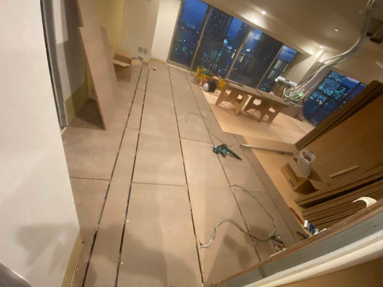 マンション　置床工事　乾式二重床（東京都中央区）