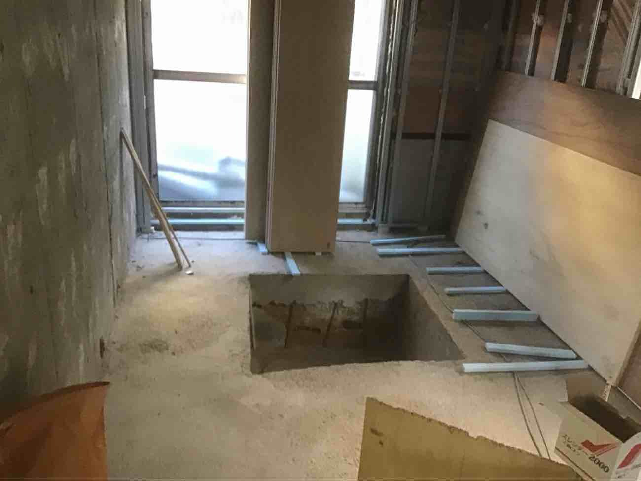 マンション　１日置床工事　乾式二重床（東京都渋谷区）