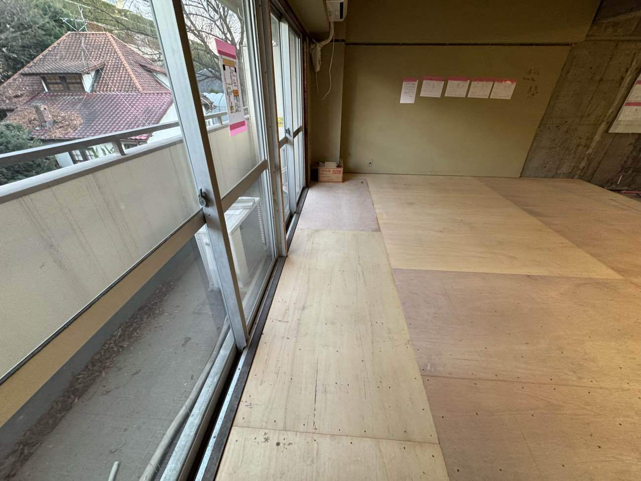 マンション　置床工事　乾式二重床（東京都港区南麻布）