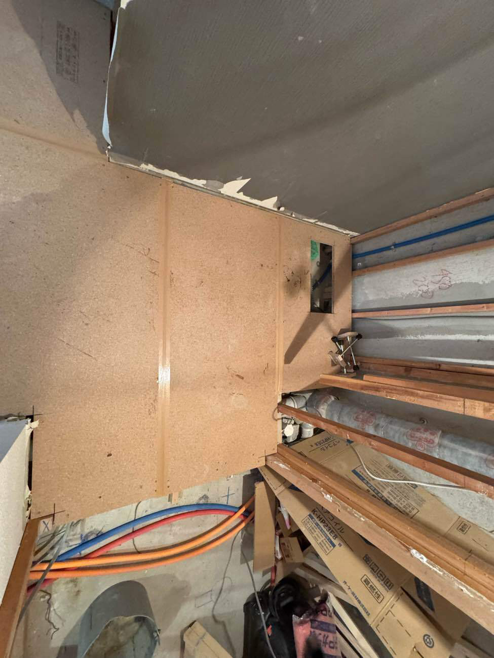 マンション　１日置床工事　乾式二重床（相模原市南区）