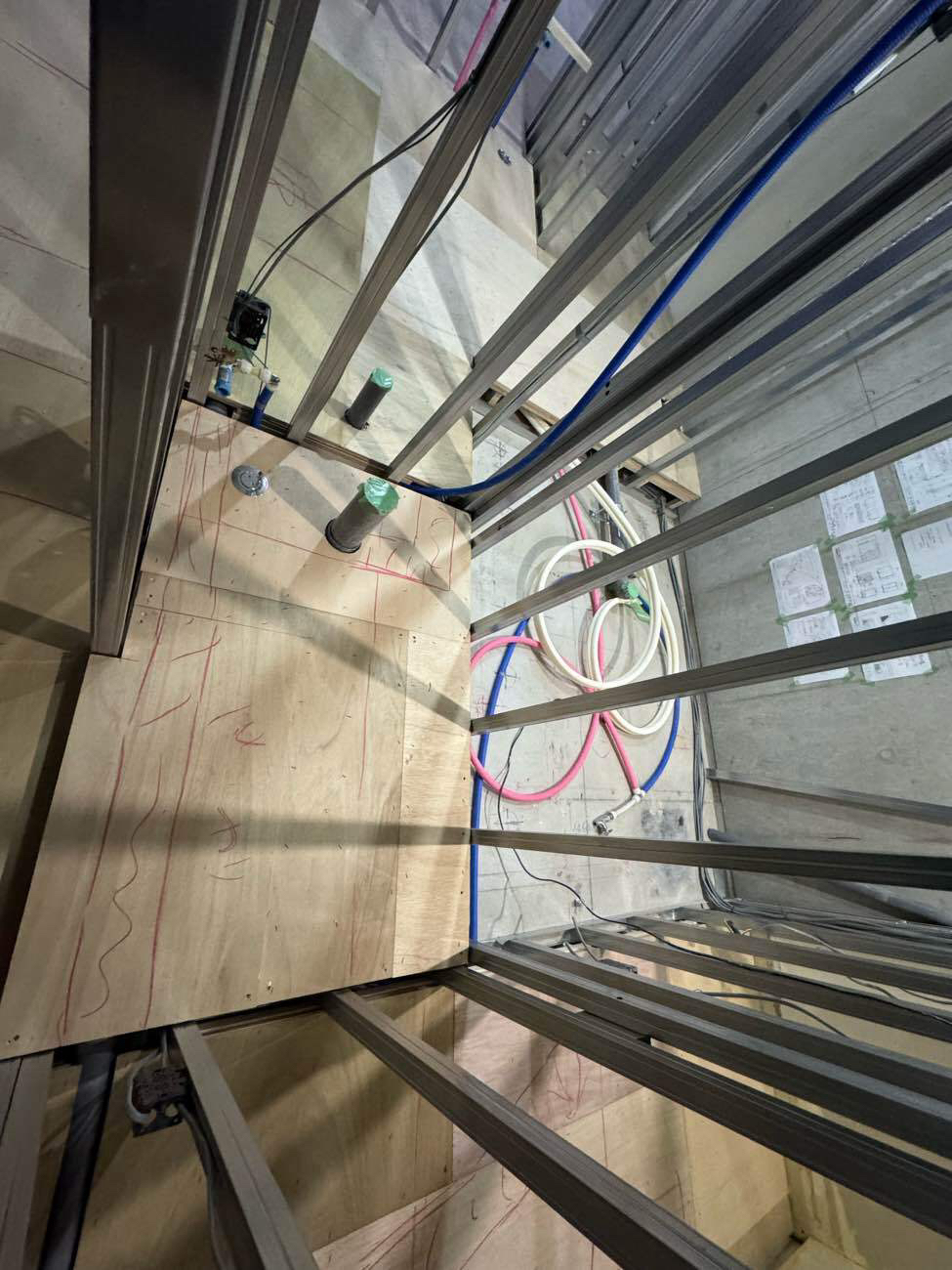 川崎市中原区のマンションにて、置床工事を行いました。（乾式二重床）【秀和建工】