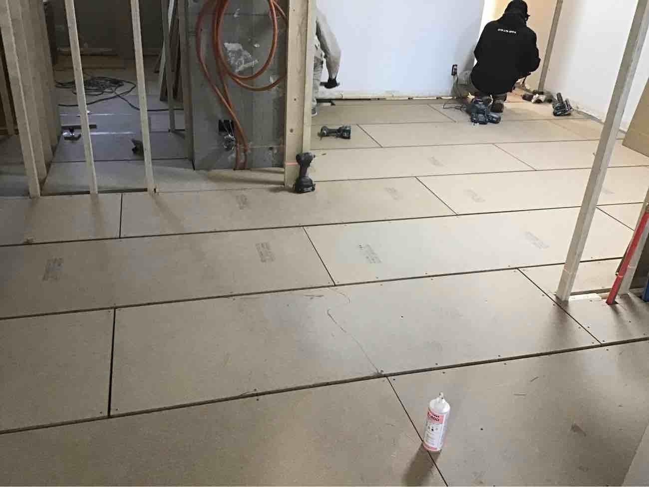 マンション　１日置床工事　乾式二重床（神奈川県大和市）