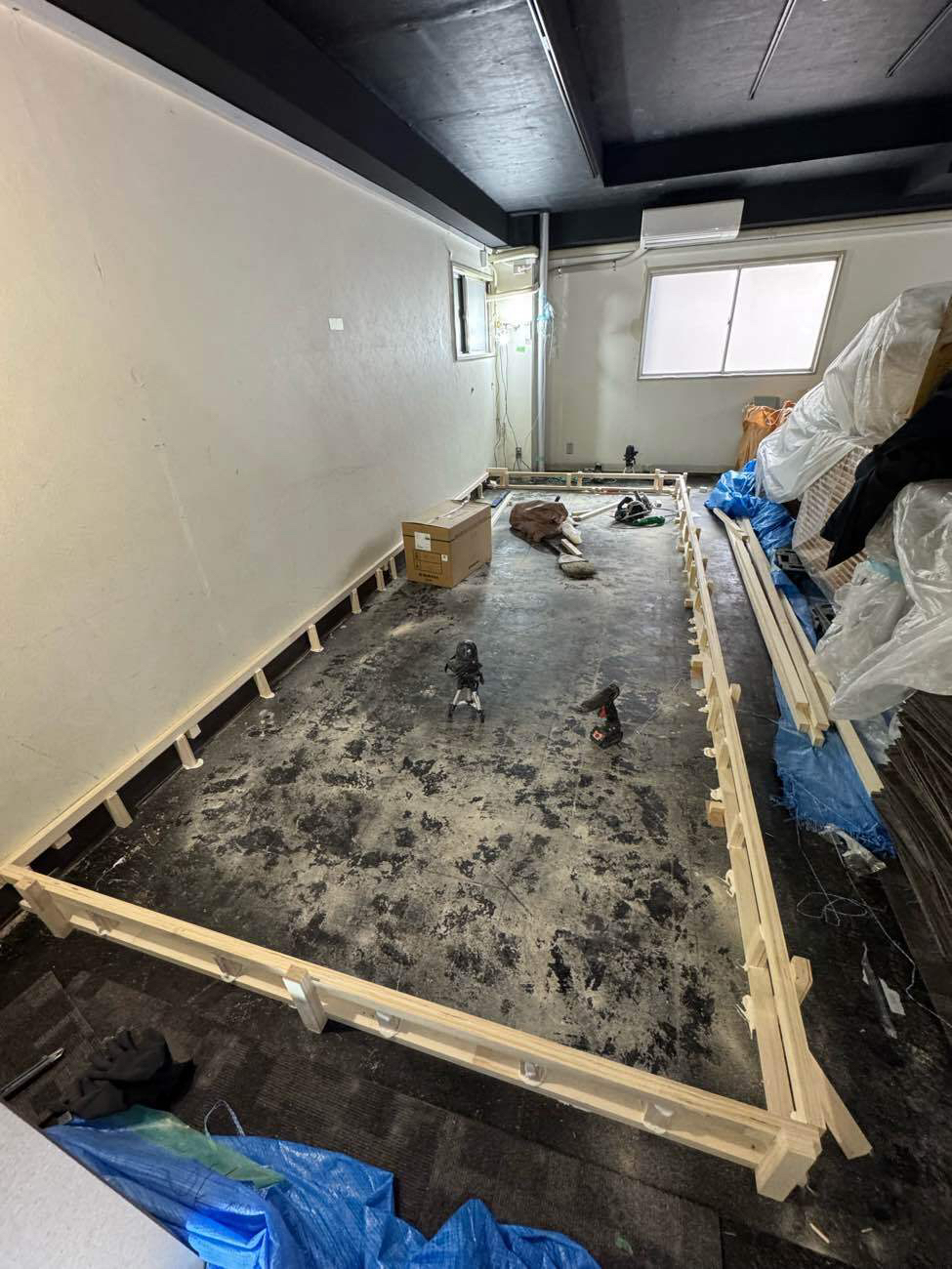 ビルテナント新装　置床工事　乾式二重床（東京都千代田区）