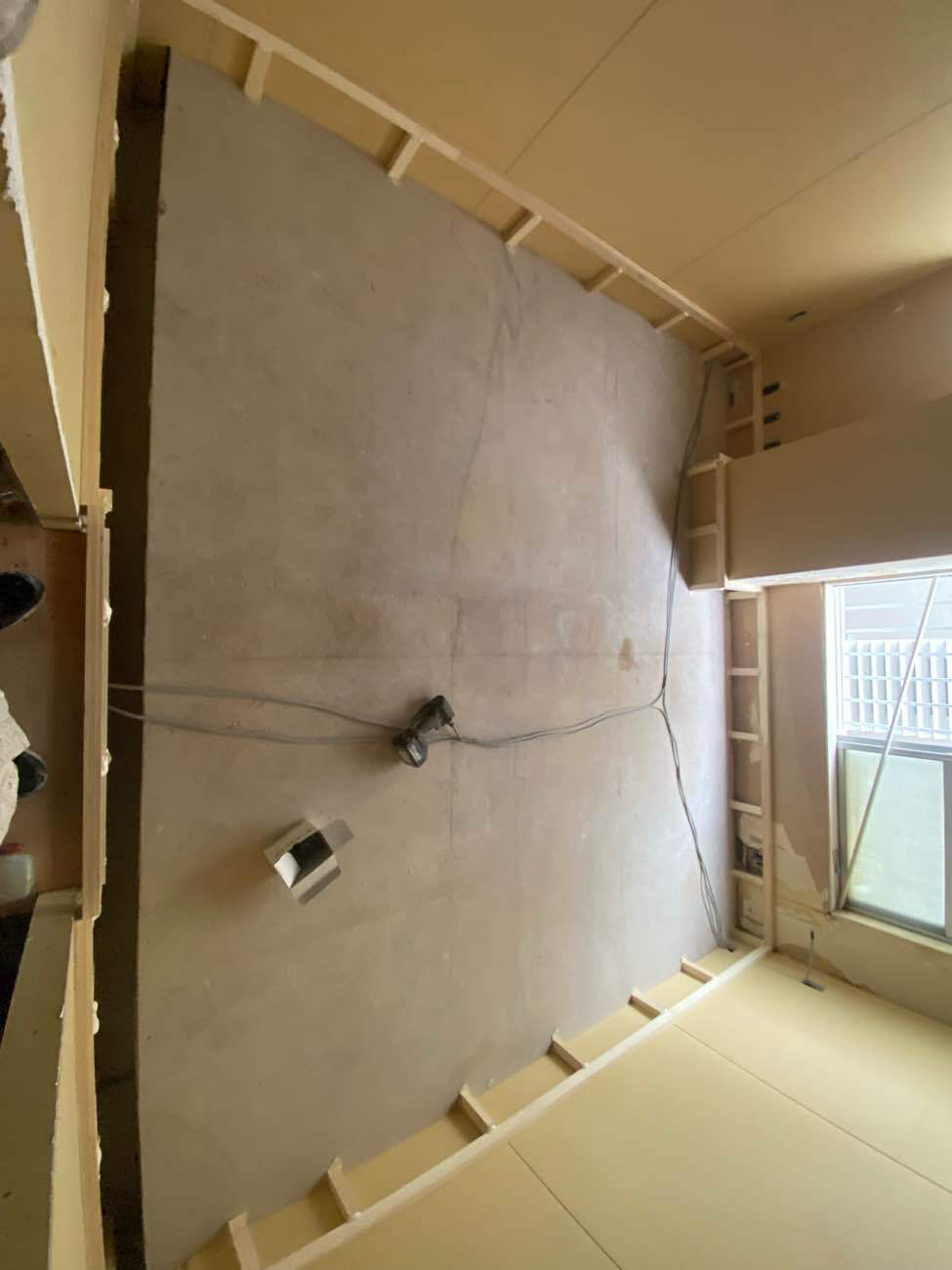 店舗　置床工事　乾式二重床（東京都台東区）