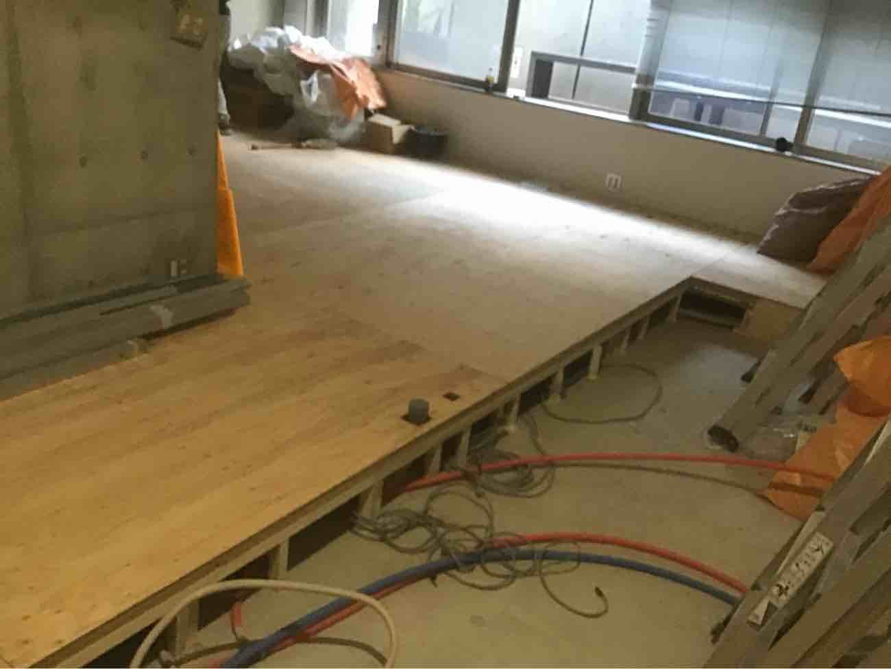 マンション　置床工事　針葉樹構造用合板12ｍｍ　夜間工事（東京都世田谷区）