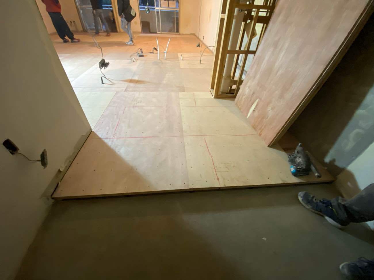 マンション　１日置床工事　乾式二重床（東京都目黒区）