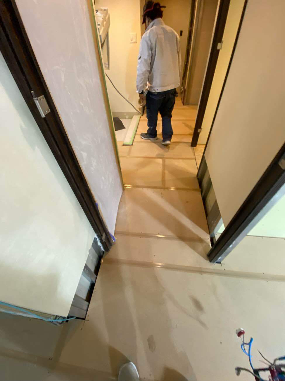 マンション　置床工事　乾式二重床（東京都杉並区）
