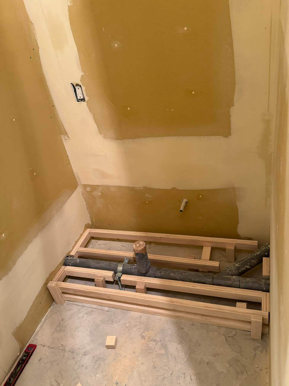 クリニック　置床工事　パーチクルボード　夜間工事（東京都渋谷区）