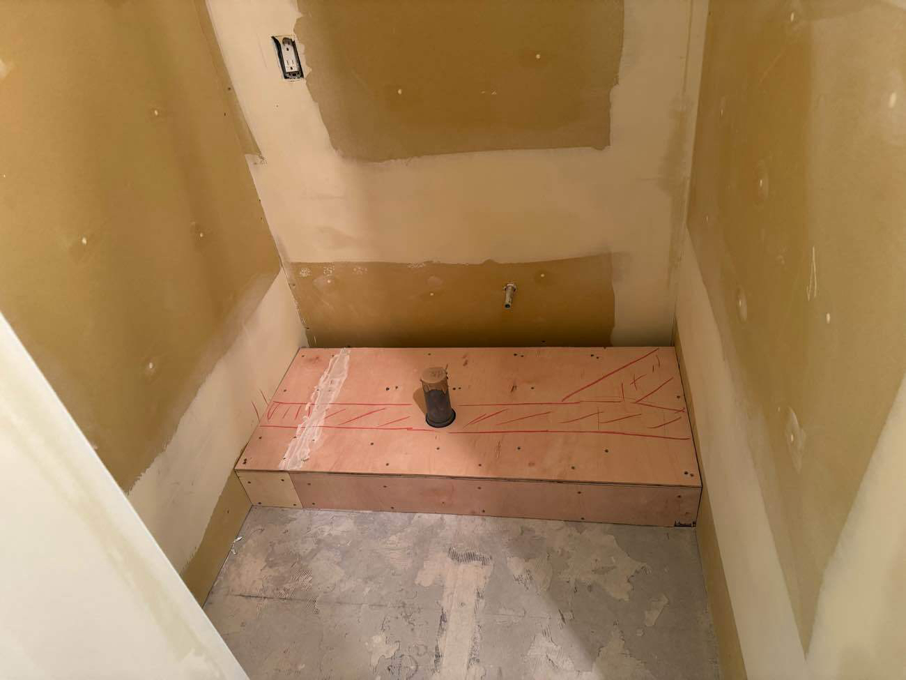 クリニック　置床工事　パーチクルボード　夜間工事（東京都渋谷区）